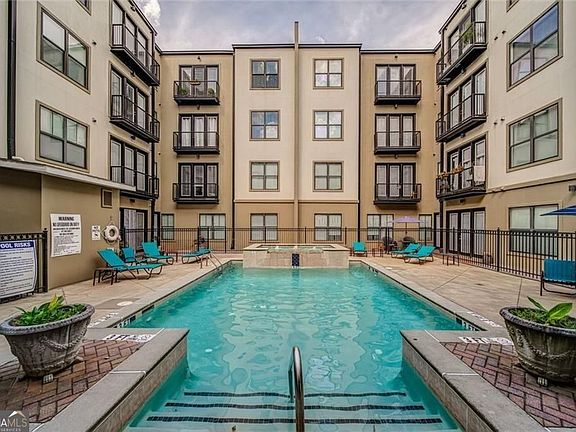 4th image of 5300 Peachtree Rd Unit 2510