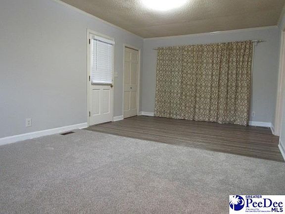 4th image of 3328 E Linda Dr