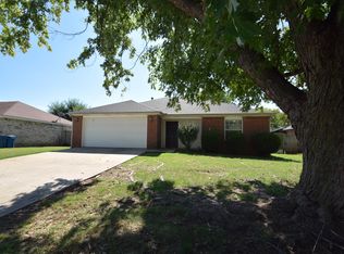 3 Burnett Cir, Bentonville, AR 72712