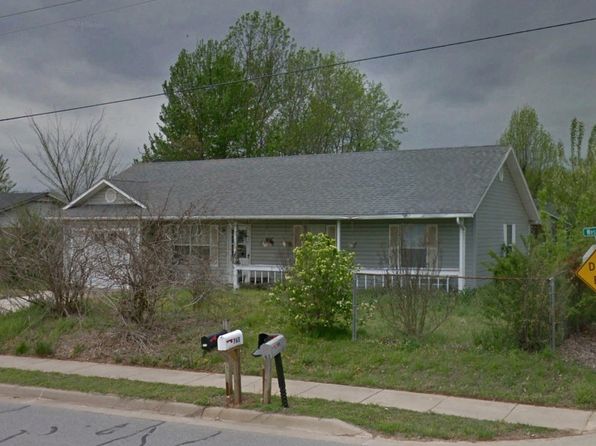 185 Weston St