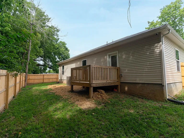 908 Mapleash Ave — Photo 29