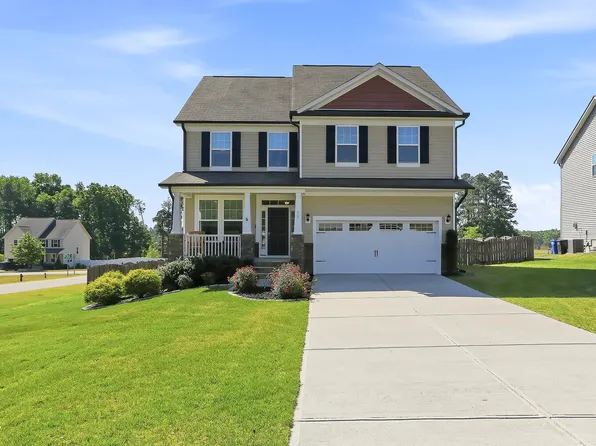 15 Windbrook Ct, Fuquay Varina, NC 27526