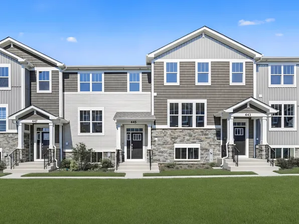 445 Red Oak Cir, Volo, IL 60020