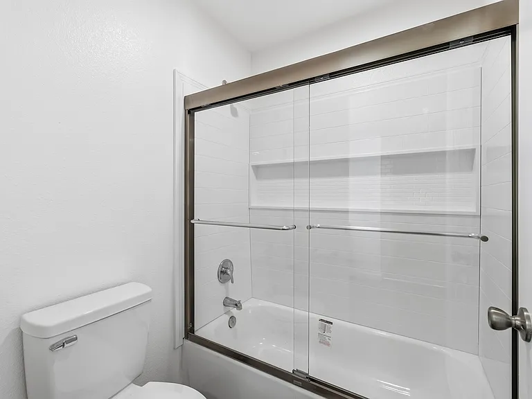 Oakbrook Apartments — Photo 57