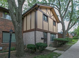 1S283 Ingersoll Ln, Villa Park, IL