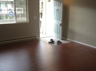 14503 NE 7th Pl APT 4, Bellevue, WA 98007