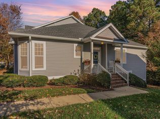 117 Summit Oaks Ln, Holly Springs, NC 27540