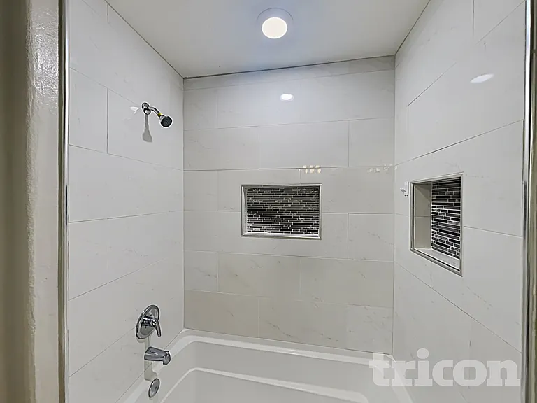 1609 Redmond Brook Ln — Photo 15