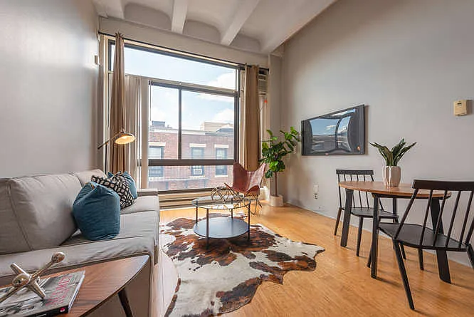 1 bed, 552 sqft, $3,000 — Photo 1