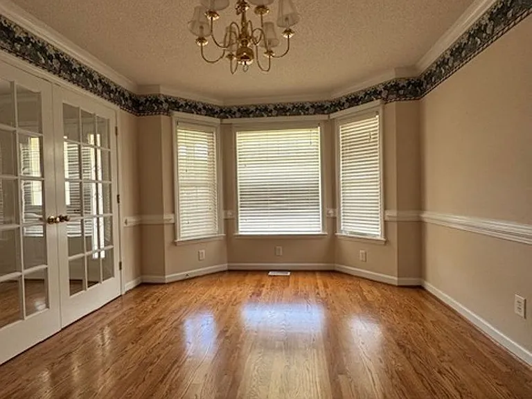135 Adler Ln — Photo 5