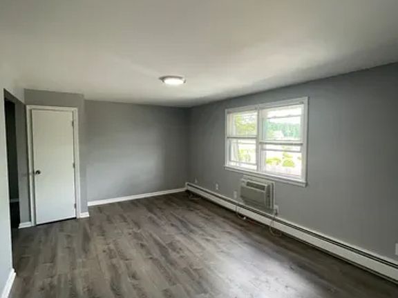 3rd image of 10 Fenway St APT 8