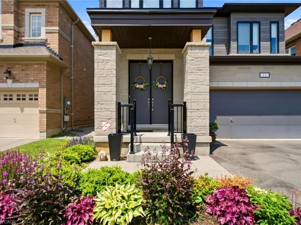 11 Morrison Dr, Hamilton, ON L9K 0H7