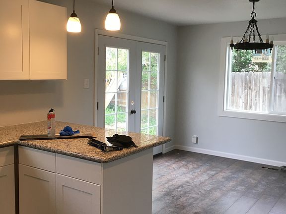 4th image of 505 Mason Ln