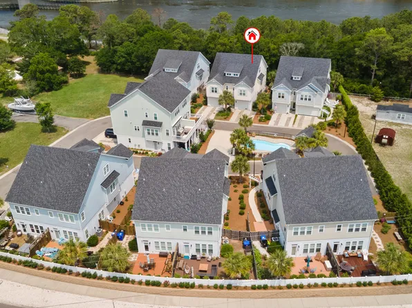117 Bimini Townes Lane, Carolina Beach, NC 28428
