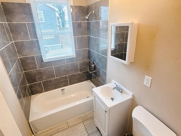 2nd image of 16914 Monica St