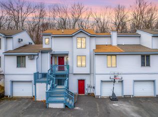 21 Castagnolia Dr, Lake Harmony, PA 18624