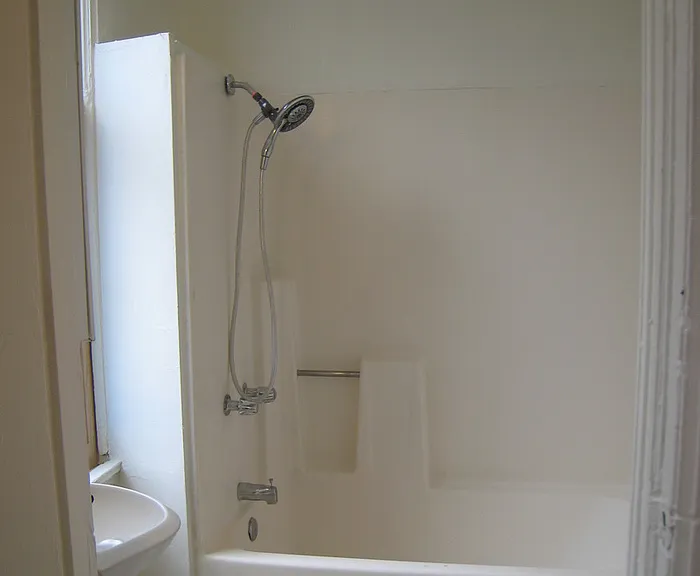 2419 J St #1 — Photo 7