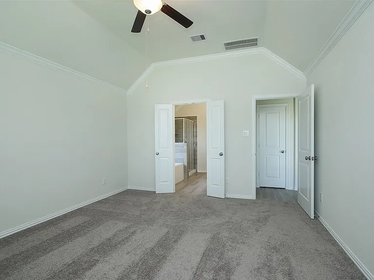 15230 Kickapoo Cavern Dr — Photo 21