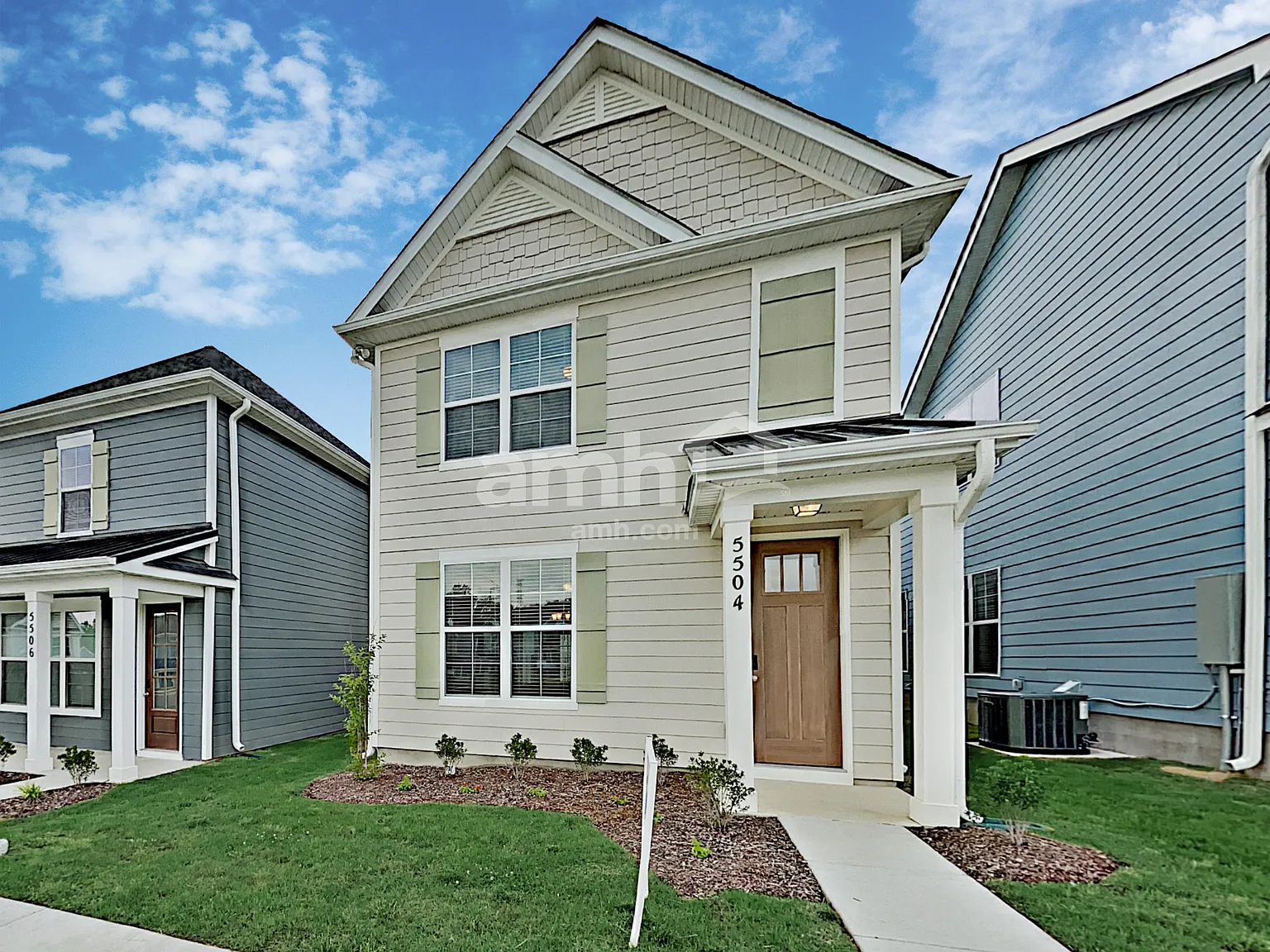 4 bed, 2.5 bath, 2149 sqft, $2,325 — Photo 1
