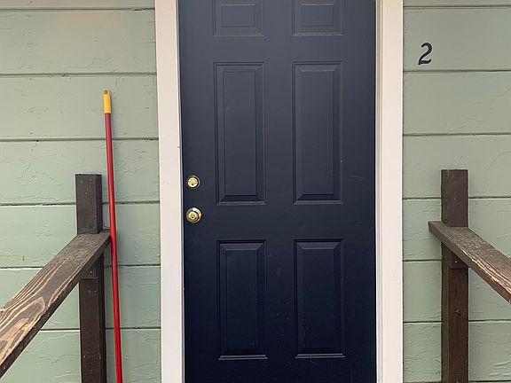 4th image of 1187 Carson Ave Unit 2