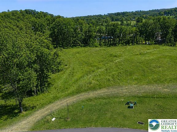 2nd image of 2610 Saddleback Ln