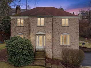 2521 Country Side Ln, Wexford, PA 15090