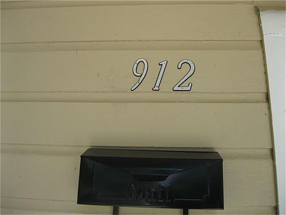 3rd image of 912 Avenue A