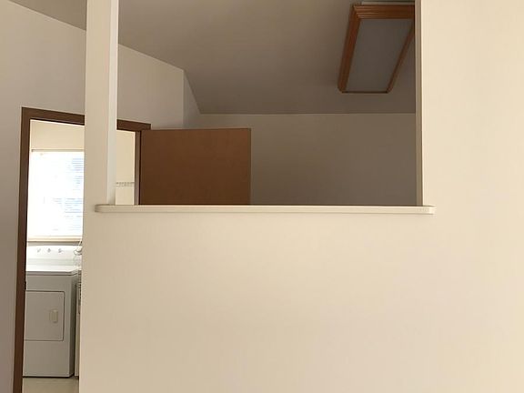 4th image of 5018 Paulson Ct APT 4