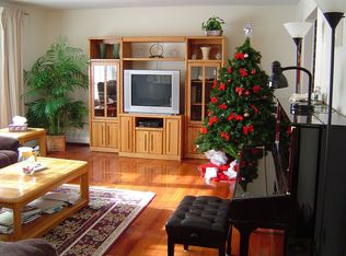 12 Fair Way, Poughkeepsie, NY 12603