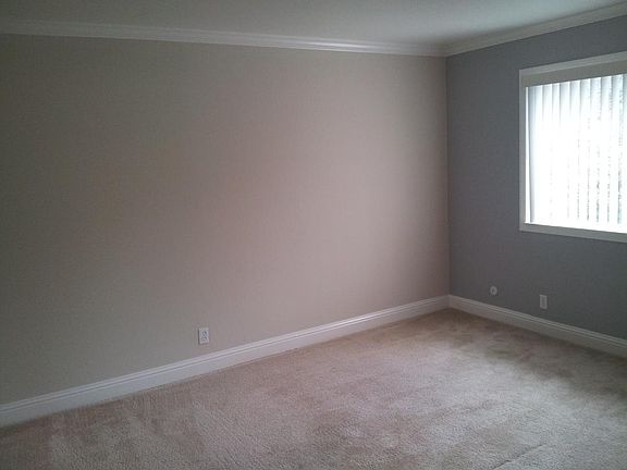 5th image of 474 Hawthorn Ave APT 3