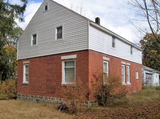 2 High St, Mount Jewett, PA 16740