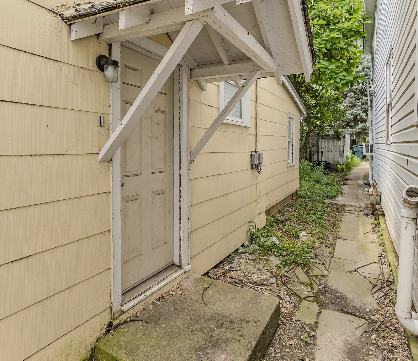 805 West Main Street - Unit 2 - 2 — Photo 1