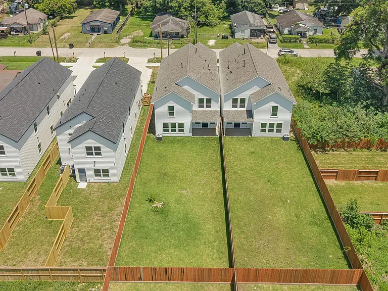 7411 Charlie St — Photo 36