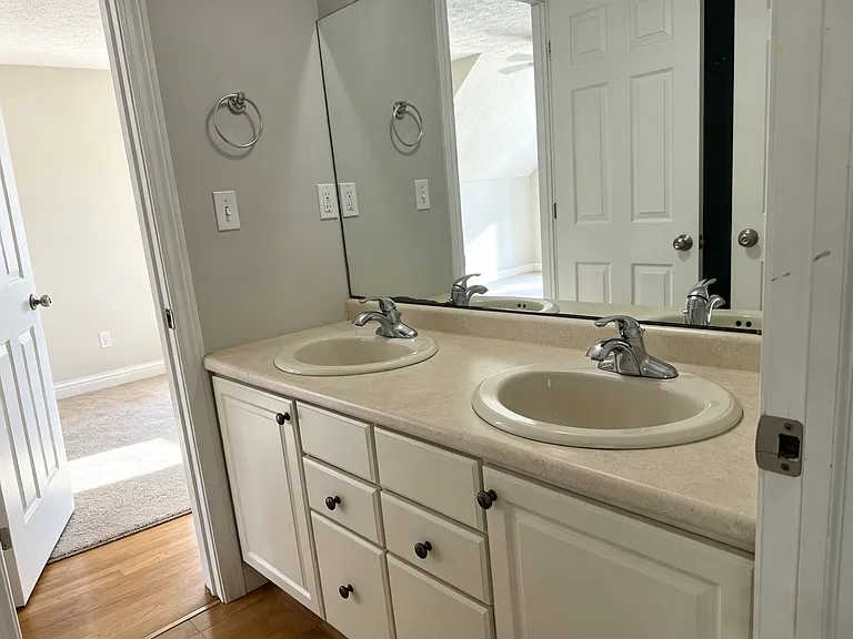 1303 Priscilla Dr — Photo 14
