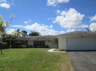 56 Dayton Rd, Lake Worth, FL 33467