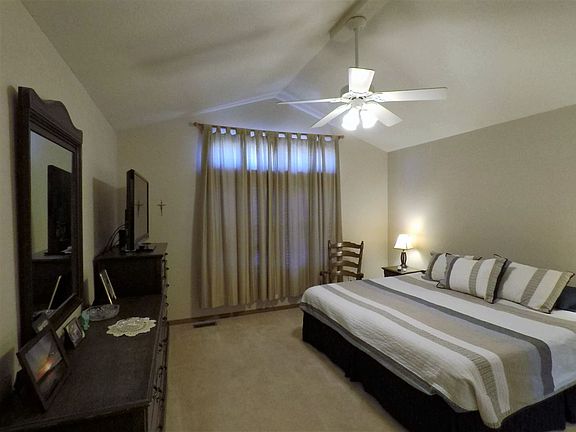 3rd image of 3116 Meadow Ct