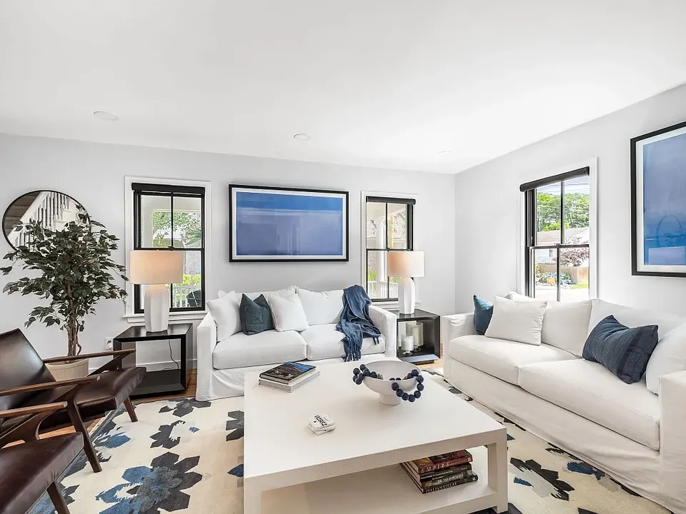 36 Rodman St