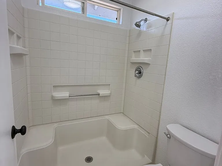 1030 Windmill Dr — Photo 11