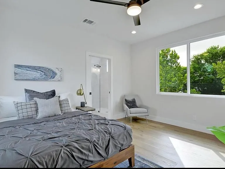 Master bedroom, spacious