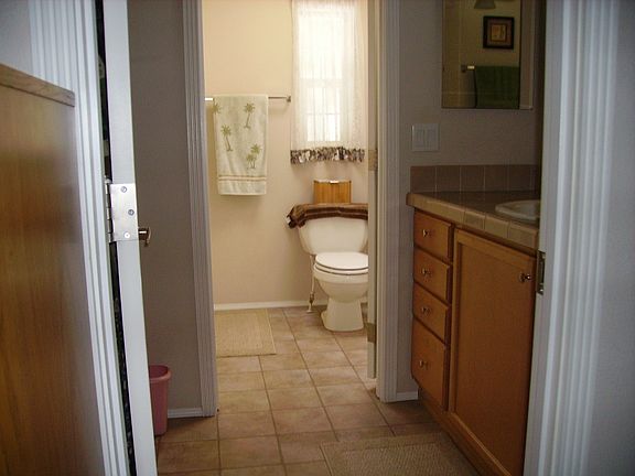 5th image of 60 Oakmont St