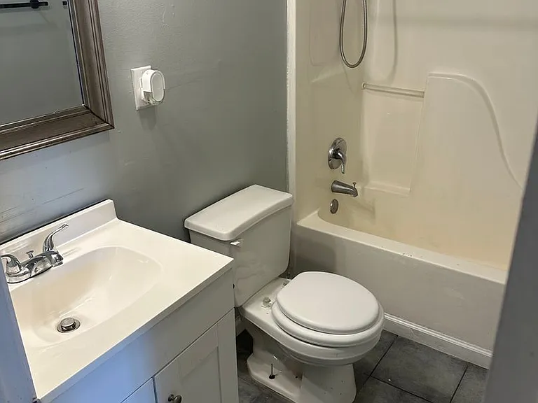8720 - 8722 Hickory Street — Photo 9