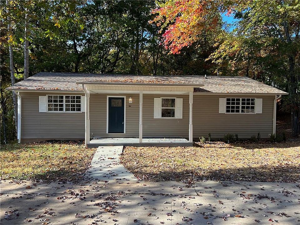 1st image of 230 Golden Ave