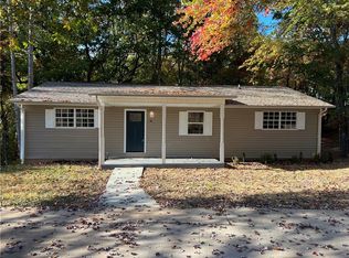 230 Golden Ave, Dahlonega, GA 30533