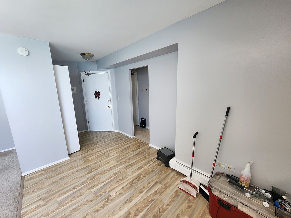Entrance & Foyer