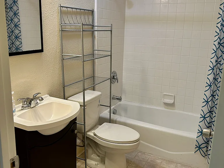 75 Francis Cir — Photo 10