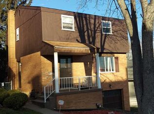 1134 Sycamore St, Washington, PA 15301