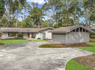 20 N Live Oak Rd, Hilton Head Island, SC 29928