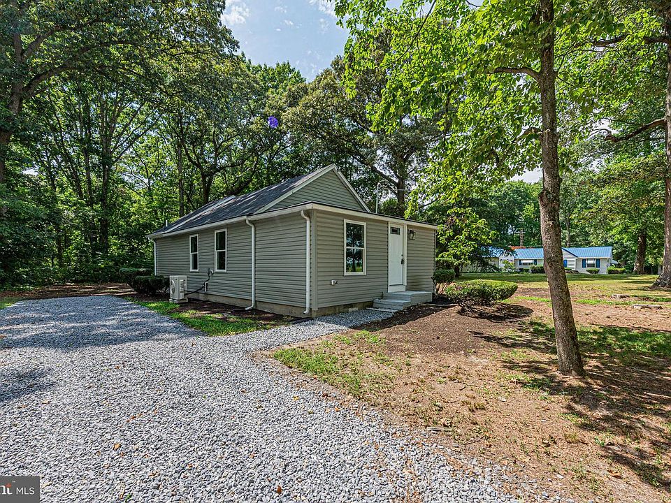1st image of 30406 N Oak Grove Rd
