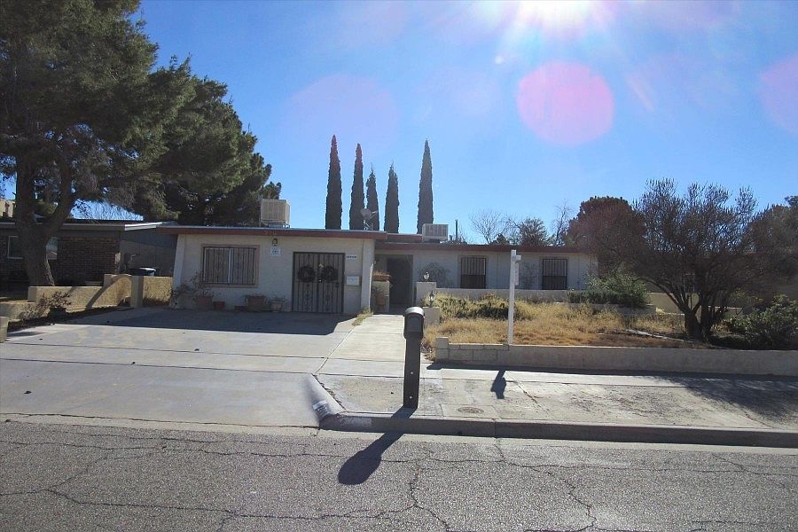 1st image of 2708 Anise Dr
