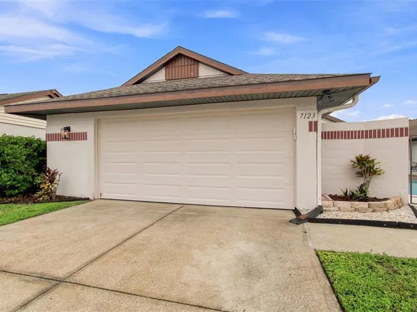 7123 SILVERMILL DRIVE, TAMPA, FL 33635